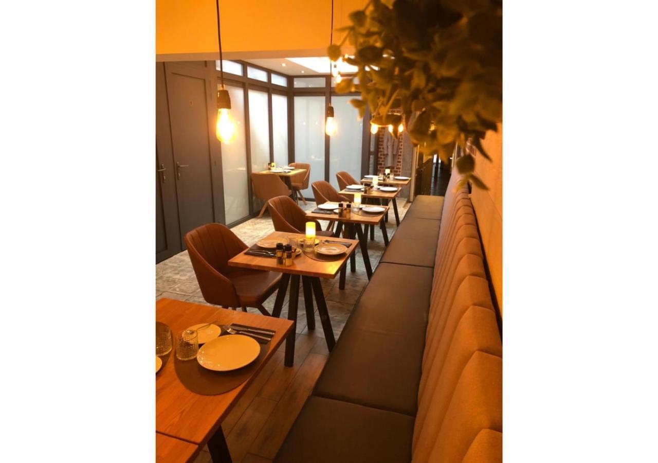 Boutique Caelus Vii Hotel